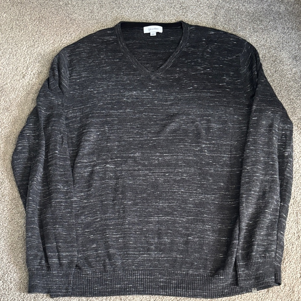 Men’s Calvin Klein lightweight V neck sweater